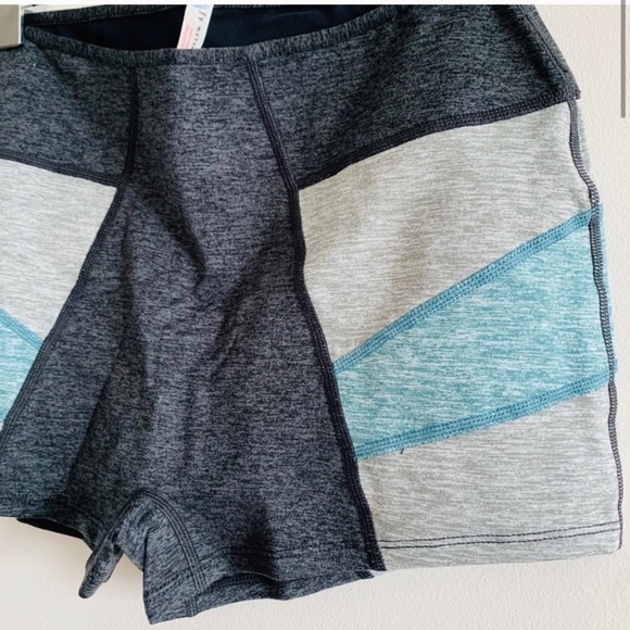 FREE PEOPLE NWT Six Pack Set Top Shorts Charcoal Low Rise - Picture 5 of 16